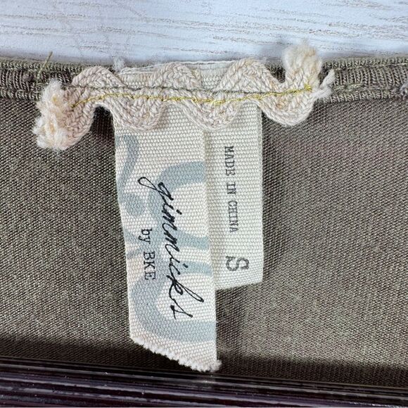 Gimmicks by BKE Buckle Boho Lace Trim Cardigan Duster Olive Green Small - Picture 9 of 11